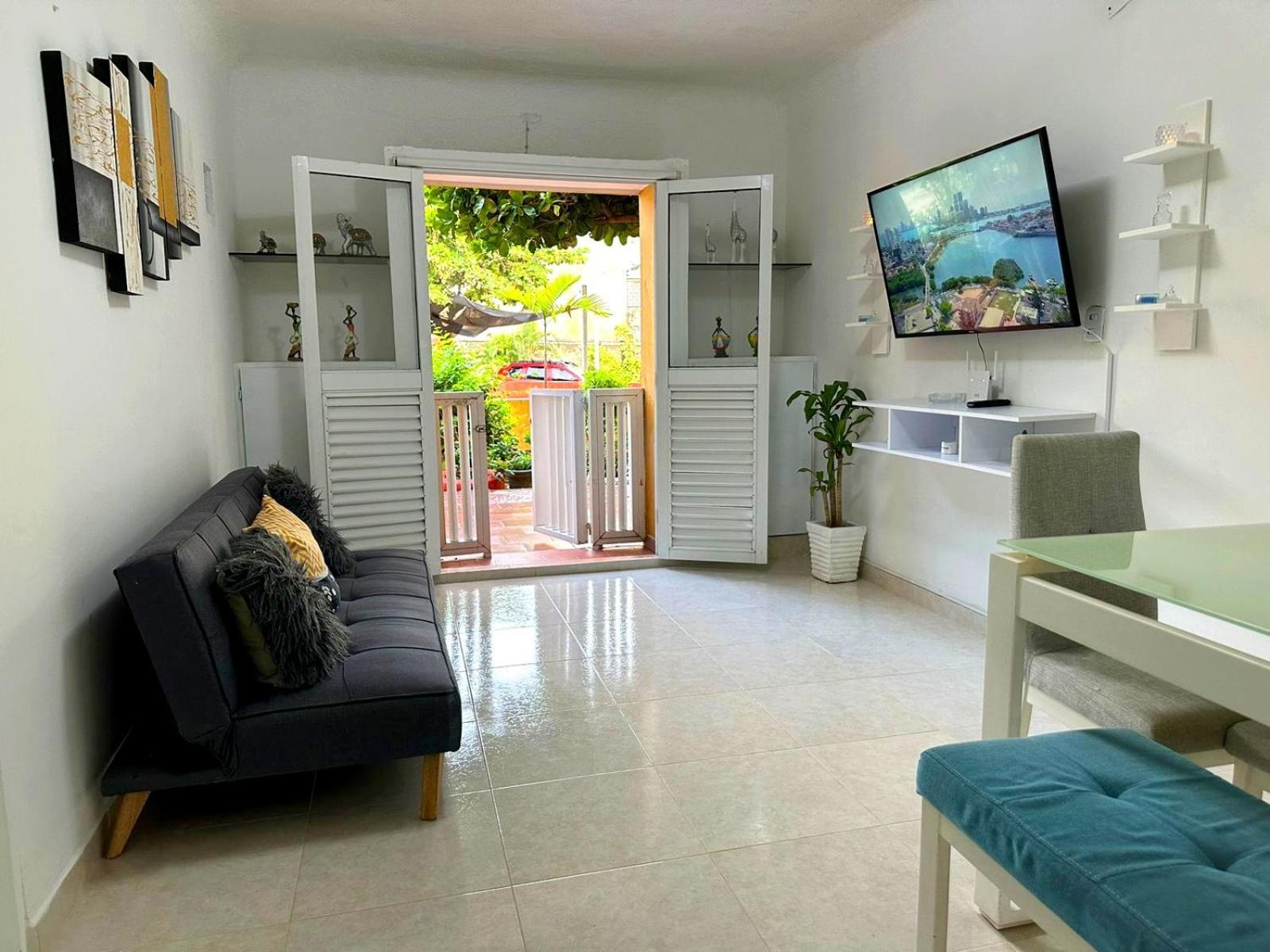Happy Tours Apartments Cartagena Luaran gambar