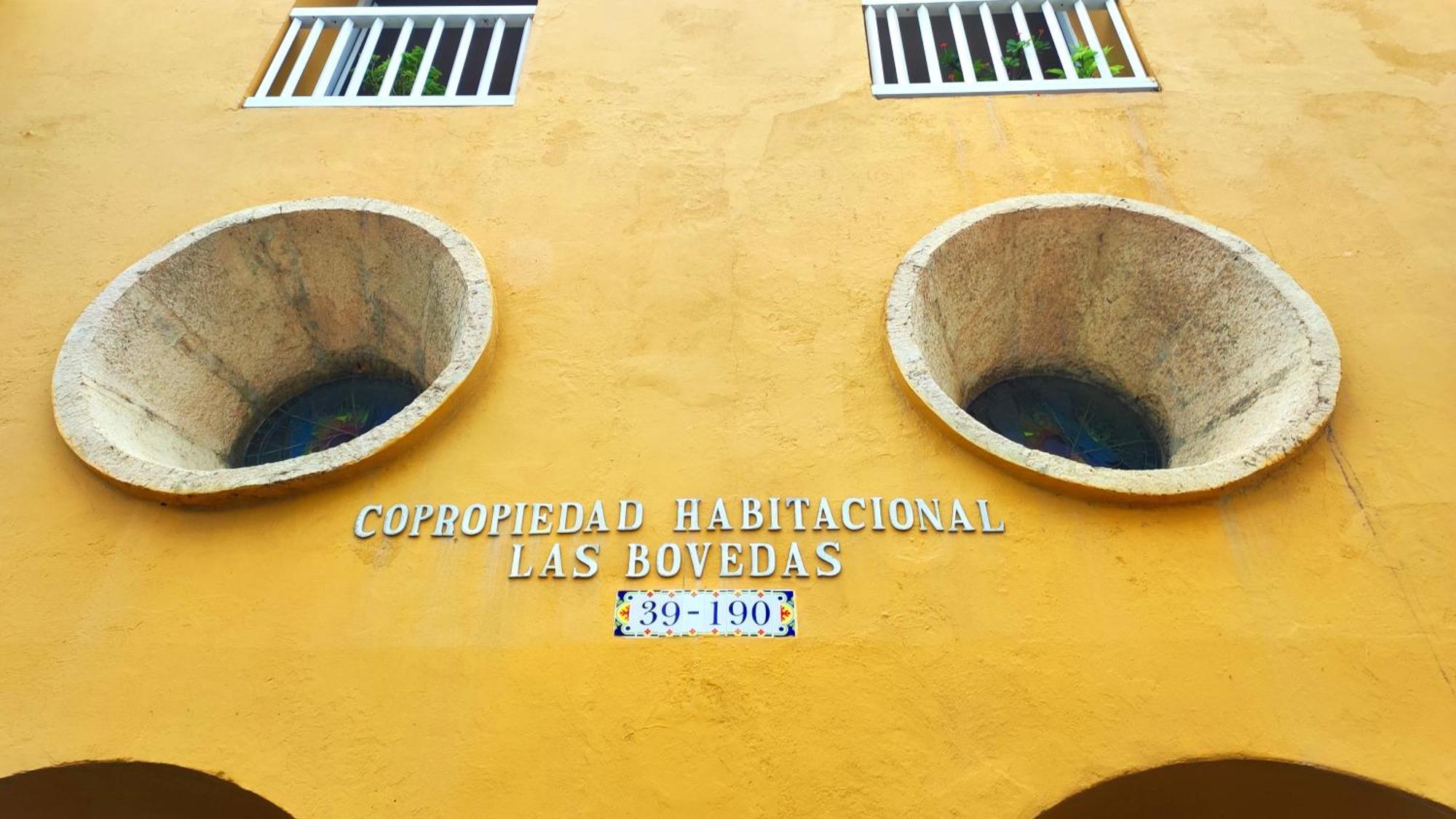 Happy Tours Apartments Cartagena Luaran gambar